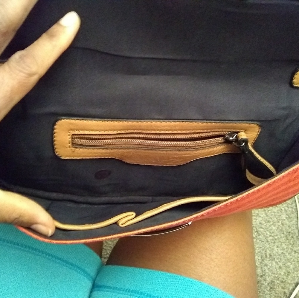 *Final Sell Price* Purse - Picture 3 of 5